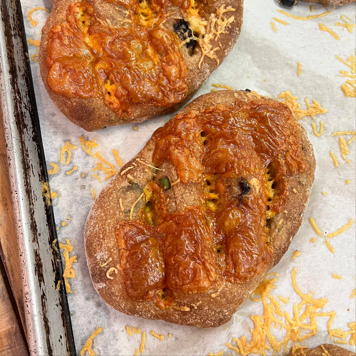 Cheesy Fougasse w/ Caramelized Onions & Spicy Pepper